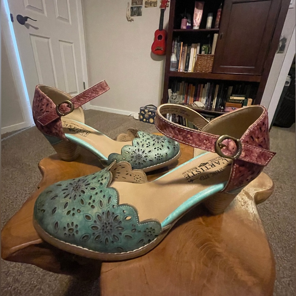lartiste spring step pumps. mermaid heels fairy garden eccentric heel